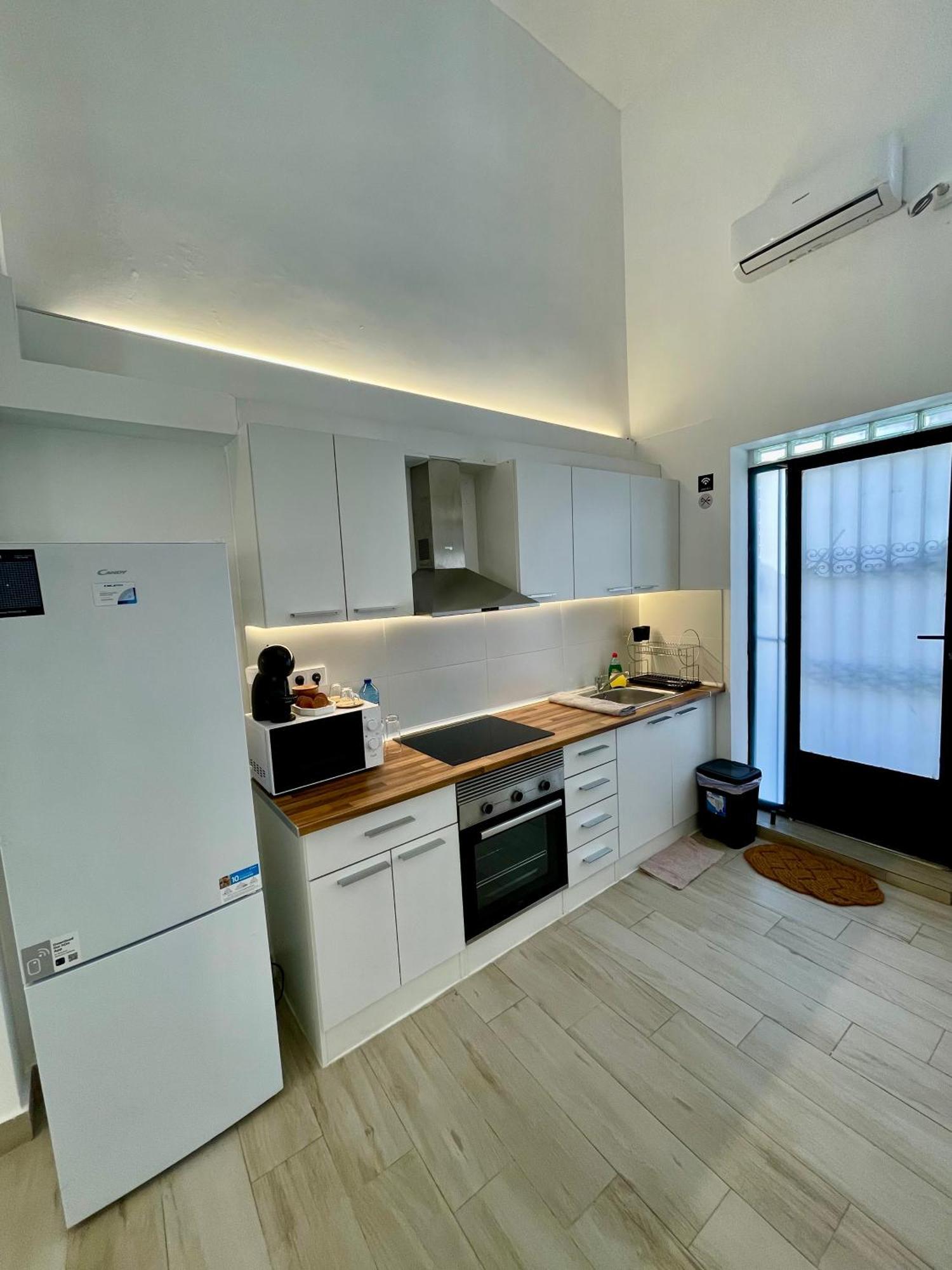 Infinity Apartment Alicante Buitenkant foto
