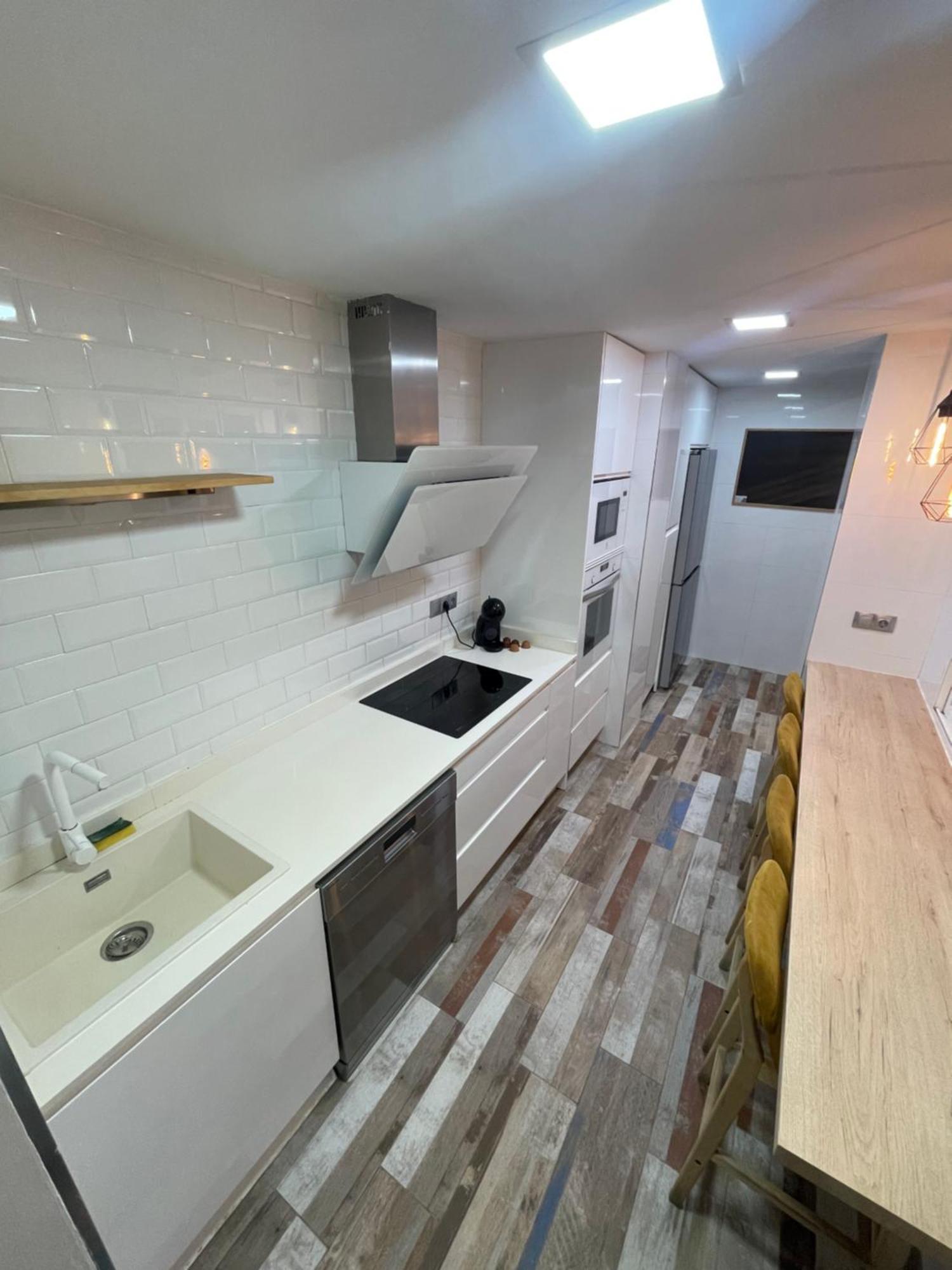 Infinity Apartment Alicante Buitenkant foto