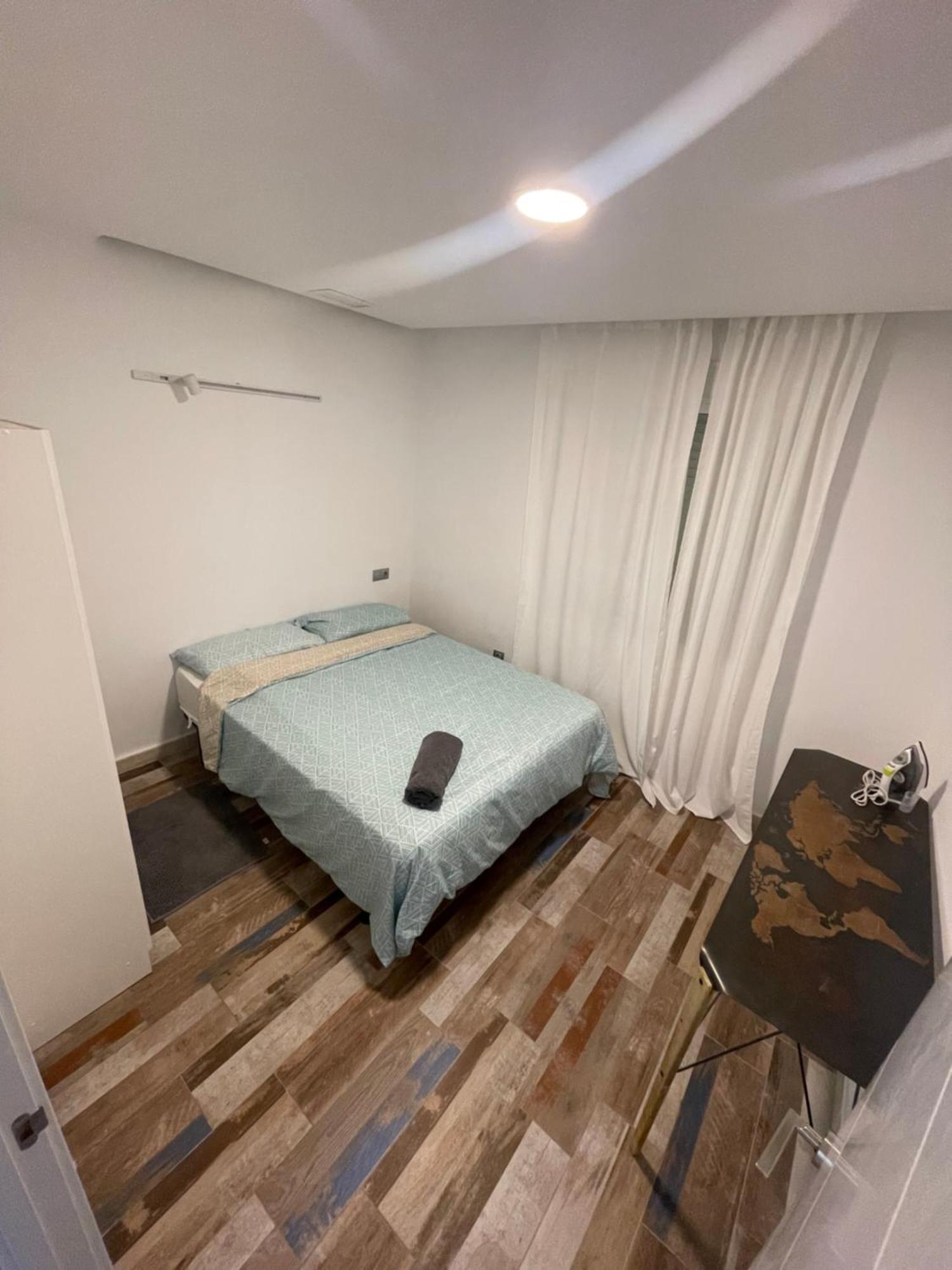Infinity Apartment Alicante Buitenkant foto